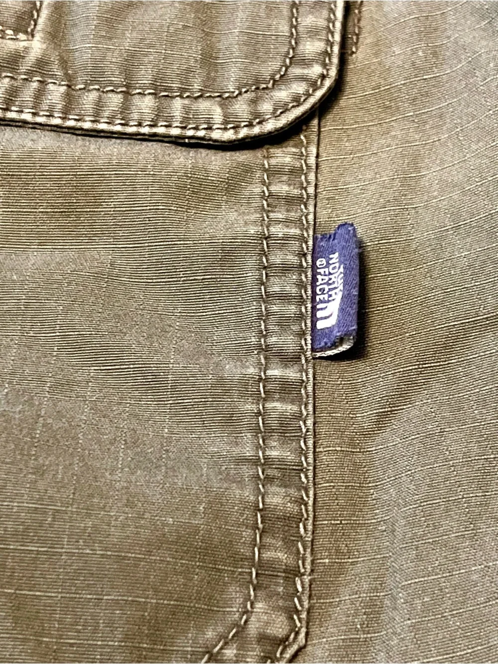 The North‎ Face Men's Army Green Cargo Utility Shorts-Size 40